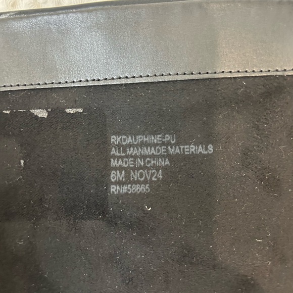 NORDSTORM RACK - Black Dauphine Kitten Heel Knee High Boot Size 6 - Picture 10 of 11